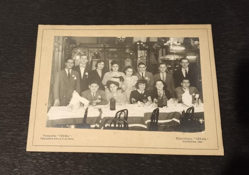 Fotografía Foto Antigua Blanco Y Negro De Familia. 