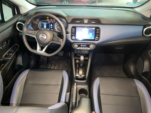 Nissan Versa 1.6 Exclusive Navi At