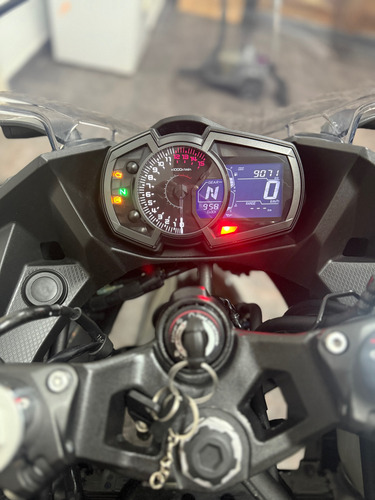 Kawasaki Ninja 400 2023 + Extras