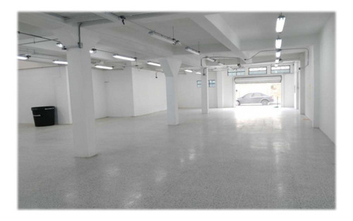 Bodega En Venta, Sector Pradera, Excelente Ubicacion