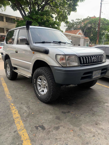 Imagen 2 de 6 de Toyota Meru Meru