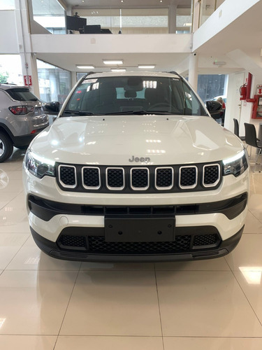 Imagen 13 de 20 de Jeep Compass 1.3t Sport