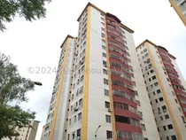 Comprar Venta Espectacular Penthouse Al Este De Barquisimeto La Cocina, Equipada Con Electrodomésticos De Alta Gama Gabriela C