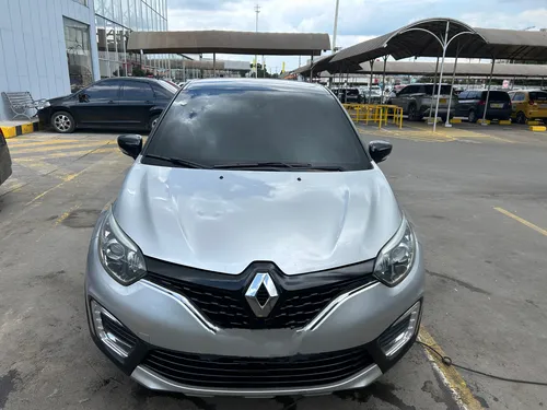 Renault Captur 2.0 Intens Automática