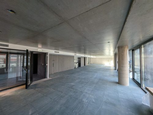 Virrey Arredondo 2424 - Oficina 182m2 - A Estrenar-
