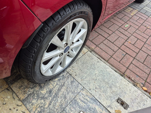Ford Fiesta 1.6 TI-VCT FLEX TITANIUM POWERSHIFT