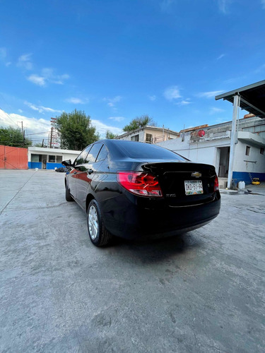 Imagen 8 de 15 de Chevrolet Aveo 2021 1.5 Lt Tm
