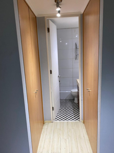 Arriendo Departamento 1d 1b Lira Con Marin En Santiago
