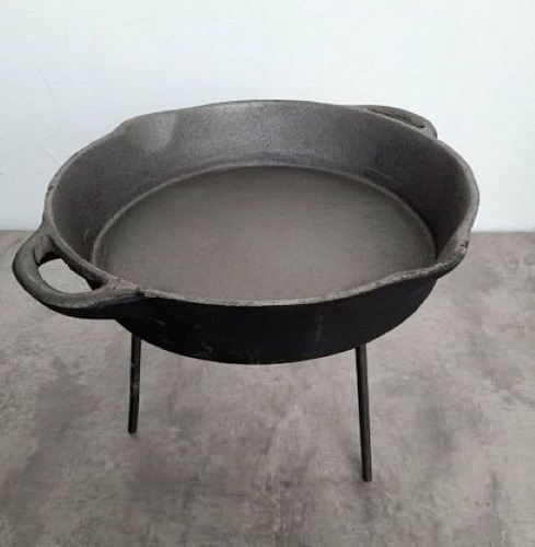 Imagen 4 de 4 de Disco Con Patas De Hierro Fundido + Tapa Dvl 36 Cm