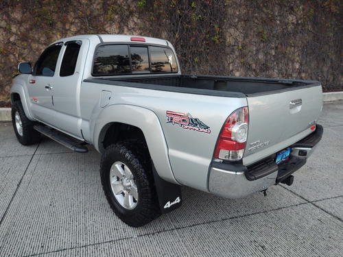 Imagen 5 de 14 de Toyota Tacoma 2007 4x4 Legalizada Standar