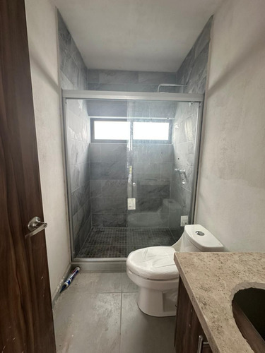 Estrena En Juriquilla San Isidro, Gran Ubicación, Hermosa, 3 Recámaras, Estudio