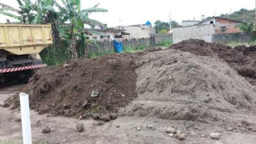 Imagem 3 de 7 de Terreno No Bairro Balneário Pigalle, Em Itanhaém, Com 261 M² De Área Total