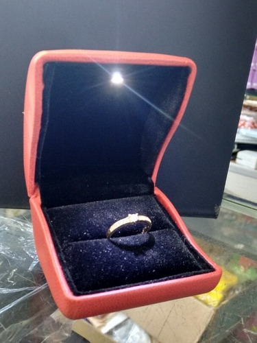 Anillo De Compromiso De 9 Piedras