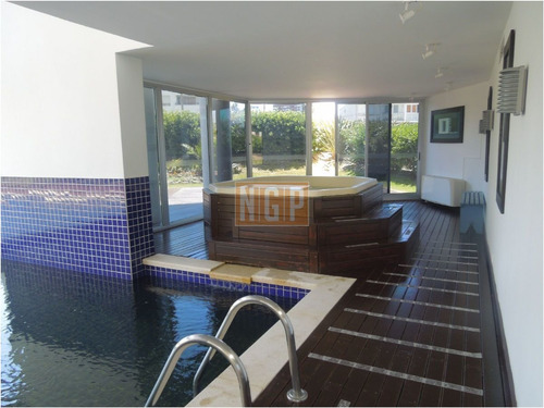 Imagen 14 de 21 de Av Chiverta Piso Alto Gran Vista Al Mar Venta