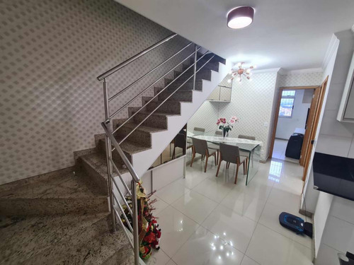 Apartamento Cobertura Duplex Com Sol Da Manhã/tarde, Rua Silenciosa E Vista Livre, 3 Quartos, 3 Banheiros(2 Suites) E 2 Vagas De Garagem Cobertas E Mobiliado Pronto Para Morar!!!