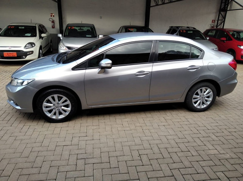 Imagem 4 de 12 de Honda Civic 2.0 16v 4p Flex Lxr Automático