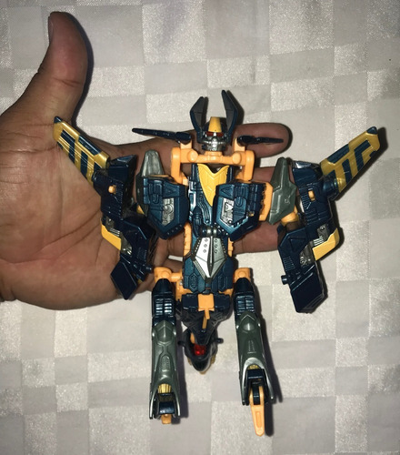 Muñeco Robot Transformers (Usado)