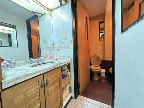 Departamento De 3 Dormitorios En Barrio Martin Piso Exclusivo Con Cochera