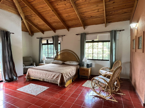 Imagen 10 de 11 de Villa A La Venta En Constanza Con Vista Al Valle Y A Las Montañas
