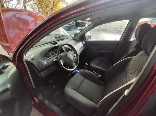 Imagen 6 de 12 de Chevrolet, Aveo