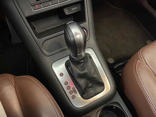 Imagen 12 de 15 de Volkswagen Tiguan 2016 2.0 Track&fun Nave Piel At
