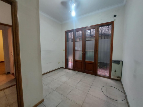 Imagen 10 de 11 de Oficinas / Consultorios 98 M2 - En Planta Baja - Morón Ctro