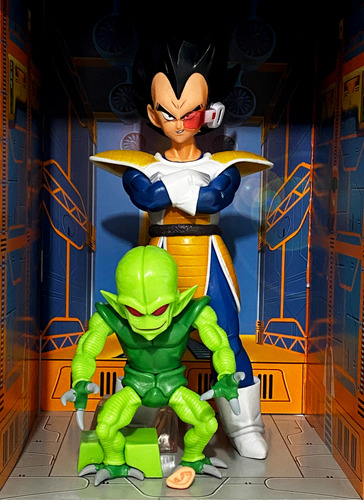 Vegeta Scouter Con Saibaiman Bootleg