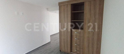 Departamento En Venta, Calzada De Tlalpan, Portales Sur, Benito Juárez, Cdmx.