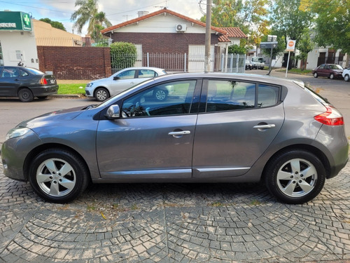 Imagen 8 de 16 de Renault Megane Lll 2.0 De Luxe /2011