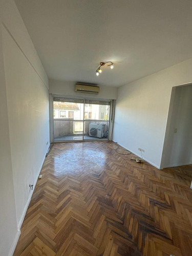 Imagen 5 de 12 de Excelente Departamento 3 Ambientes De Frente Con Balcon
