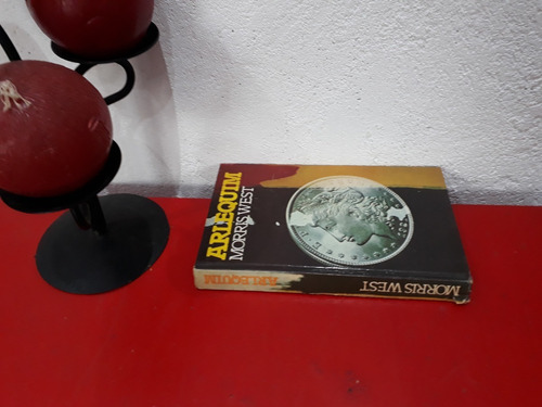 Livro: Arlequim - Morris West - Círculo Do Livro - Edição 1987 (Usado)