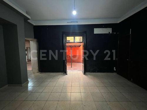 Renta De Local Comercial En Andador 16 De Septiembre