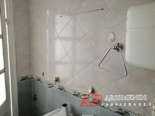Apartamento De Dos Dormitorios En Linda Ubicación En Brazo Oriental!!!!!