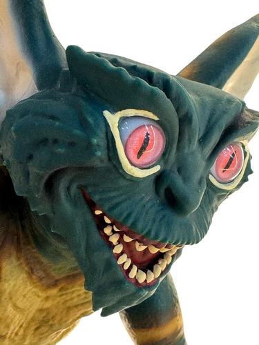 Boneco Colecionável Gremlins Evil 30cm Licenciado Warner