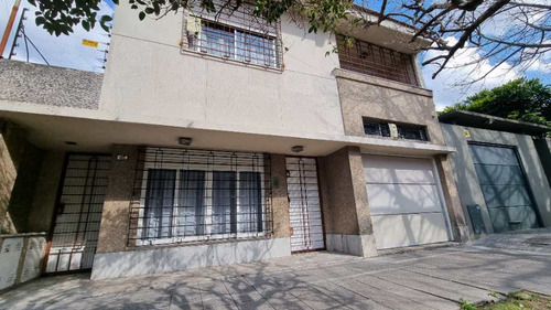 Chalet En Venta En Quilmes Oeste Centro