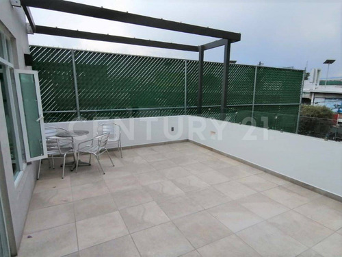Edificio En Venta En Jardines De Santa Mónica, Tlalnepantla, Estado De México