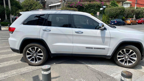 Imagen 7 de 15 de Jeep Grand Cherokee 2018 3.6 Limited Lujo 4x2 Mt