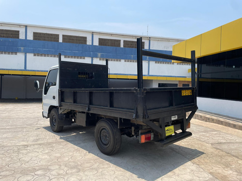 Chevrolet Nhr 2012
