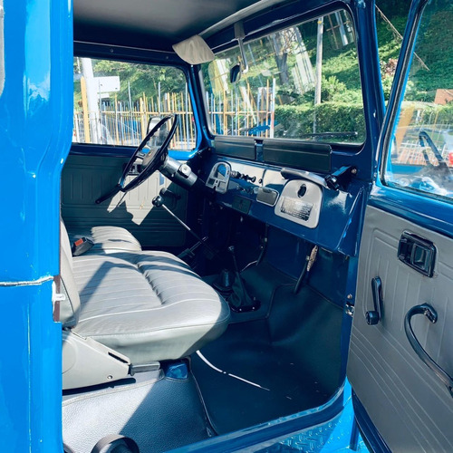 Toyota Land Cruiser Fj 45 Platón 1981 3.2 Mec. 4x4 812