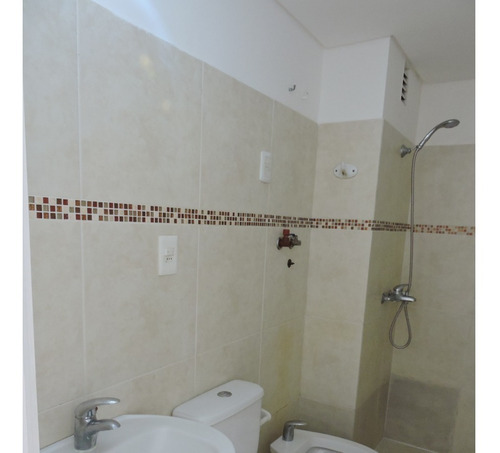 Imagen 7 de 9 de Venta De Apto De 2 Dorm. En Zona Dos Avenidas