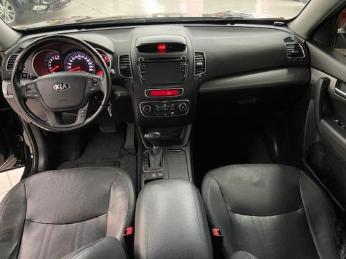 Imagem 6 de 11 de Sorento Ex2 2.4 2015 Preto Completo