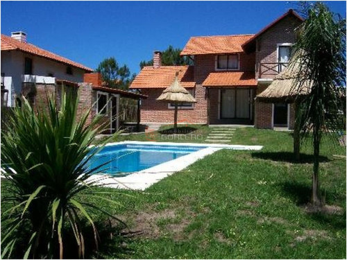 Casa En Alquiler Temporal Portezuelo, Punta Ballena - Para 10 Personas Tio Tom