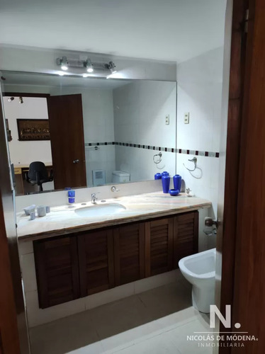 Departamento De 4 Dormitorios En Venta En Roosevelt, Punta Del Este.