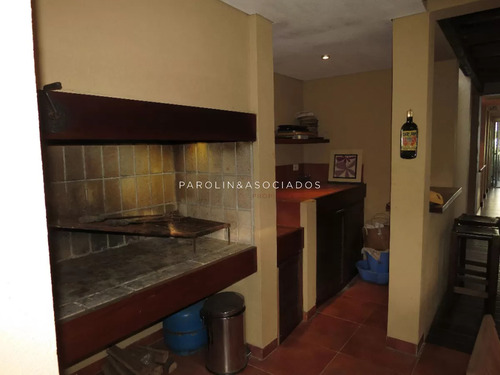 Casa En Venta De 5 Dormitorios En Montoya, Punta Del Este.