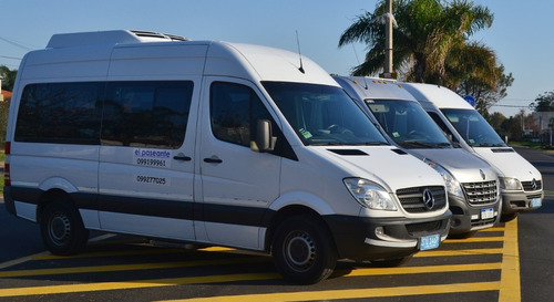 Imagen 2 de 10 de Traslado Personas Personal Van Camioneta Combi Aeropuerto