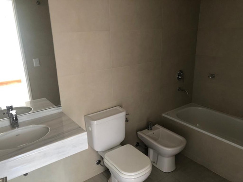 Imagen 8 de 8 de Departamento - Olivos-vias/rio