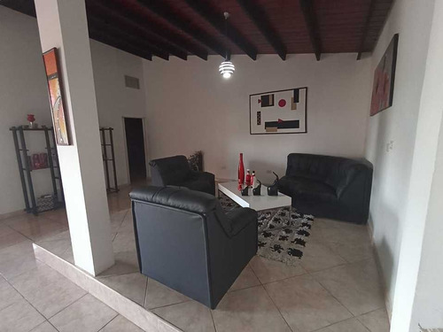 Imagen 7 de 11 de Se Vende Casa En Urb Terranova, Palma Real Tipuro