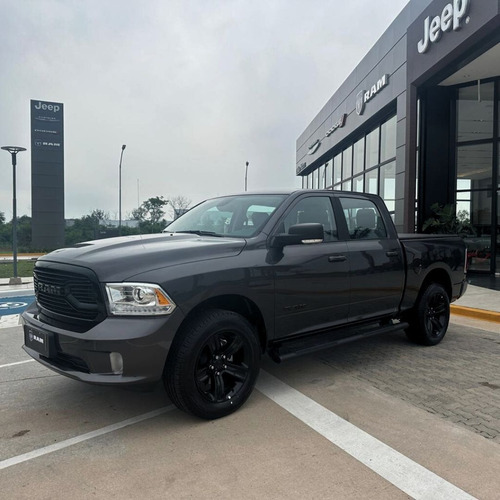 RAM 1500 NIGHT EDITION