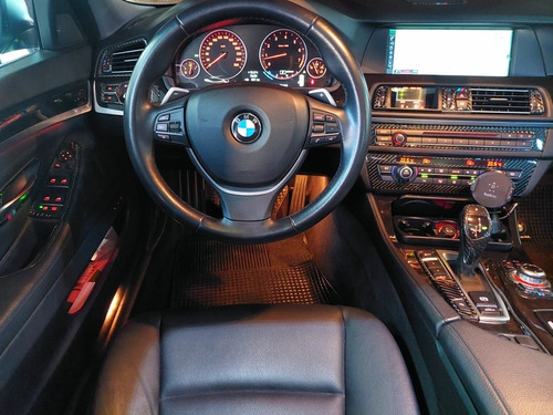 Imagen 13 de 15 de Bmw Serie 5 2011 4.4 550ia Premium 407cv Stept