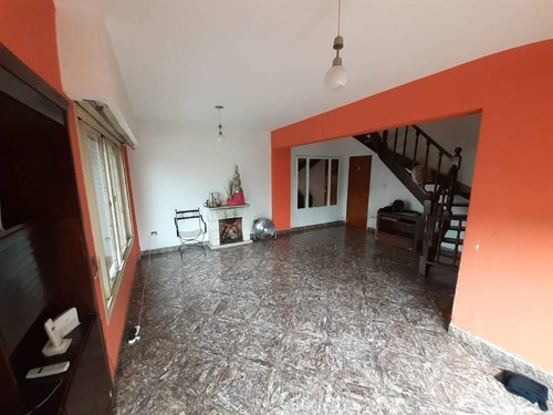 Imagen 3 de 14 de Departamento En Venta En Valentin Alsina